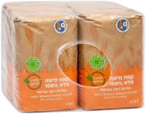 קמח מלא בחבילות